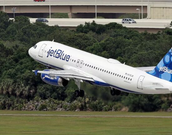 JetBlue Passenger Opens Emergency Door